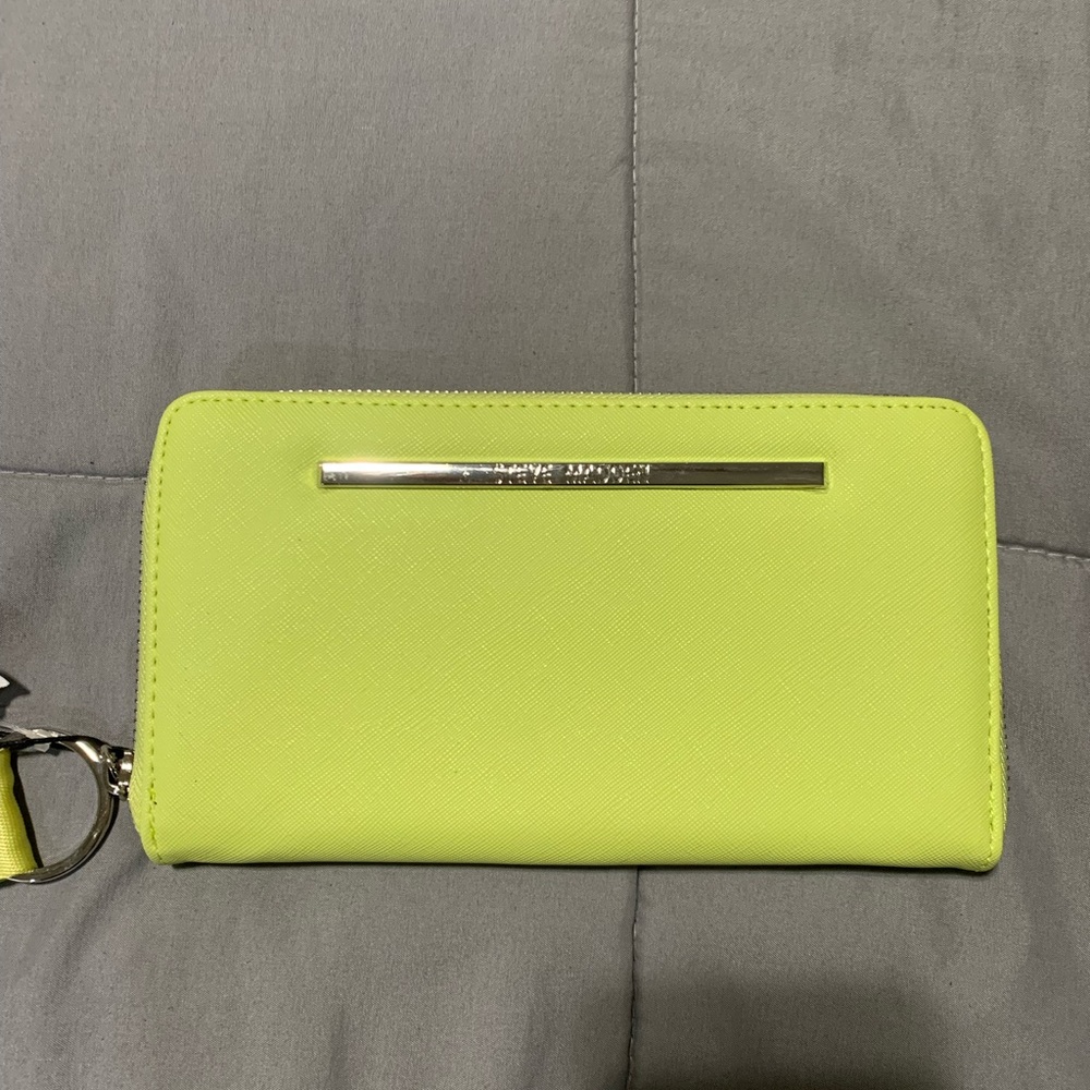 Steve Madden Zip Around Wallet - Picture 2 of 11